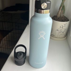 Hydroflask bottle